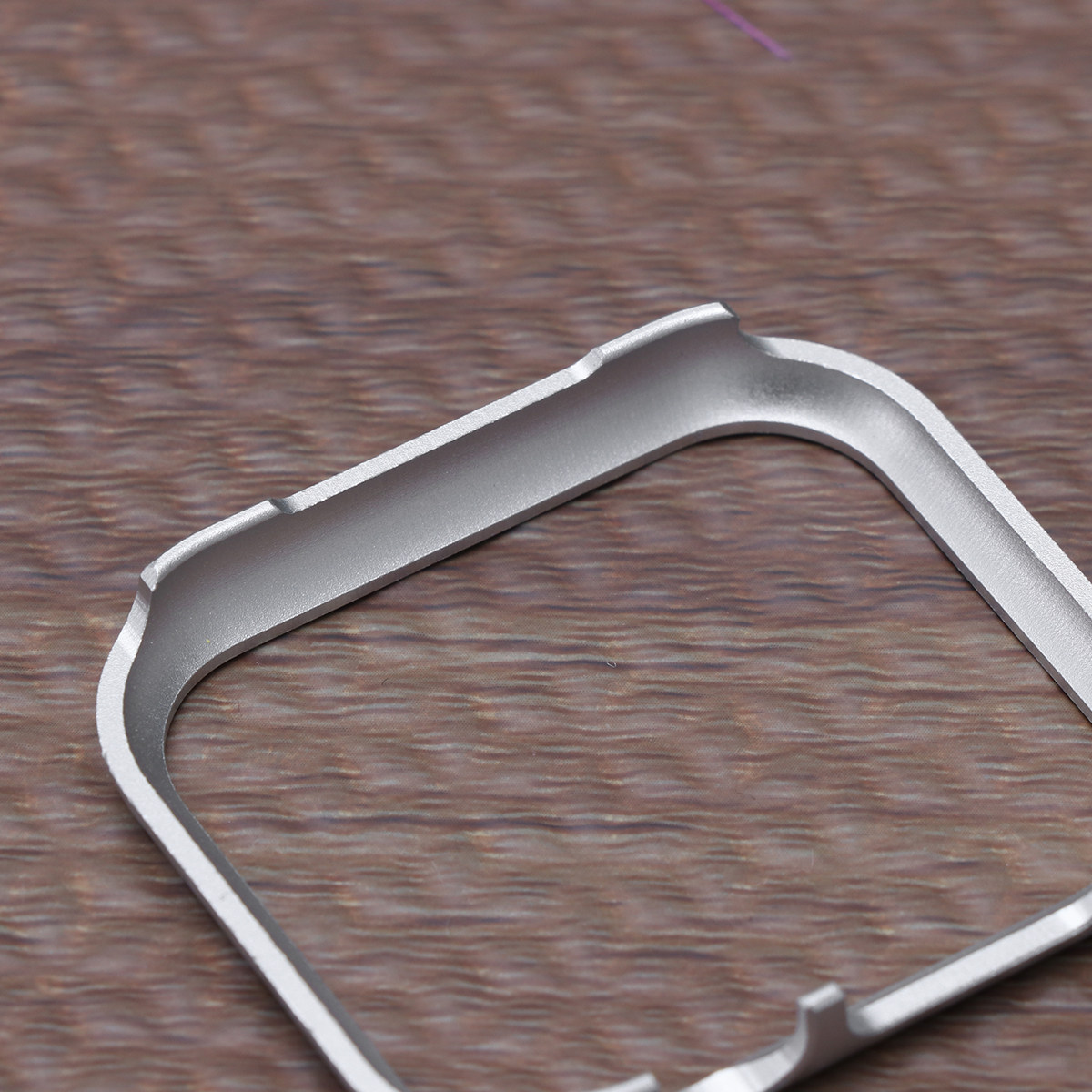 44 mm beschermhoes van alumini - Metal Bumper Aluminum Frame Case recensie en prijs